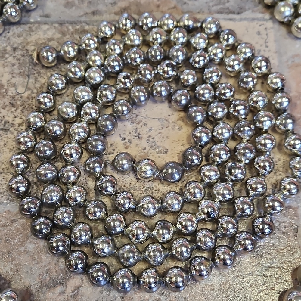 Vintage Silver Bead Garlands 38.92 Total Feet - Picture 6 of 9